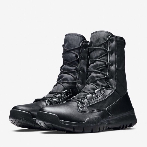 nike special field boot black